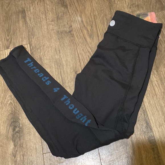 NWT - activewear leggings/tank/top lot - Picture 4 of 6